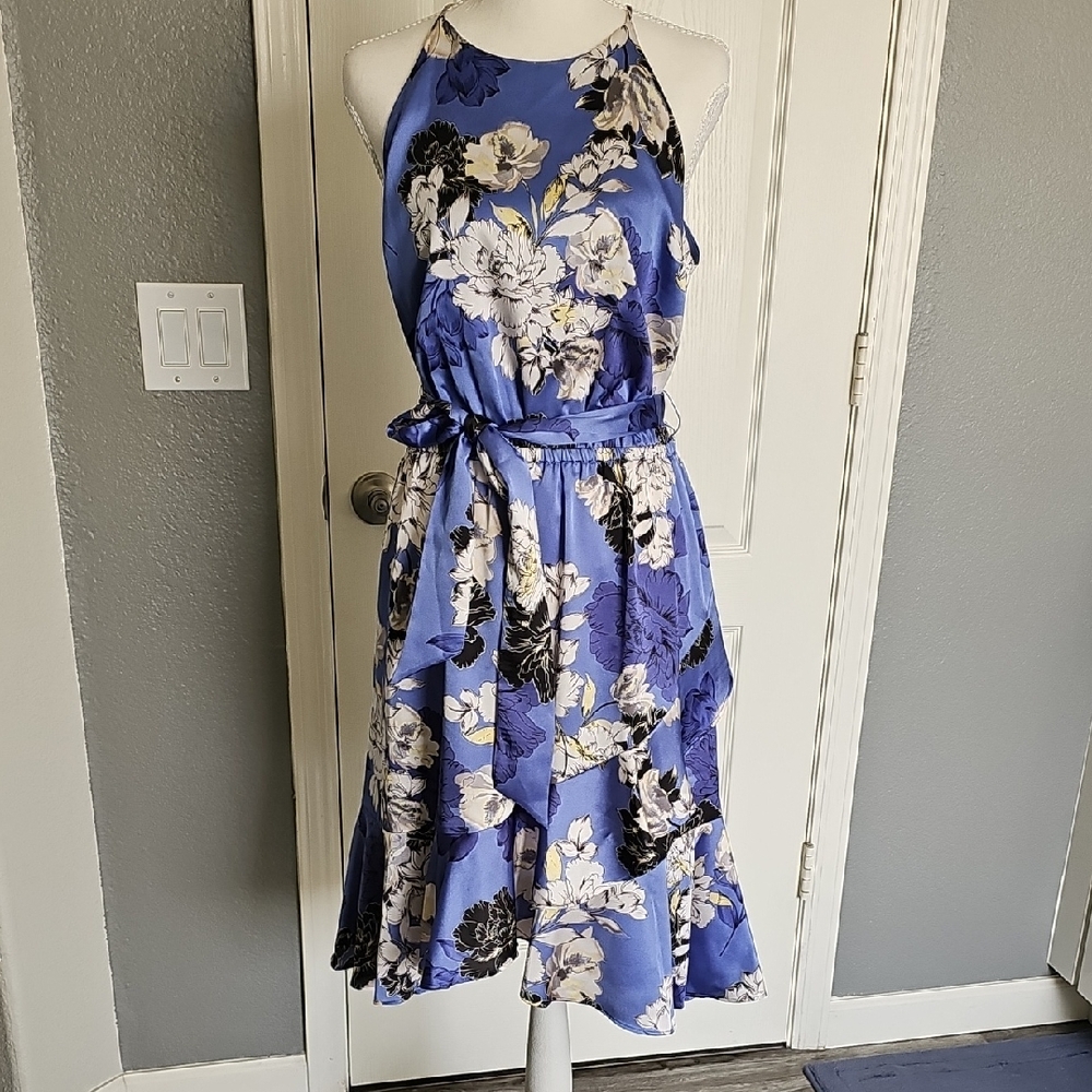 Jennifer Lopez Blue Floral Midi Dress